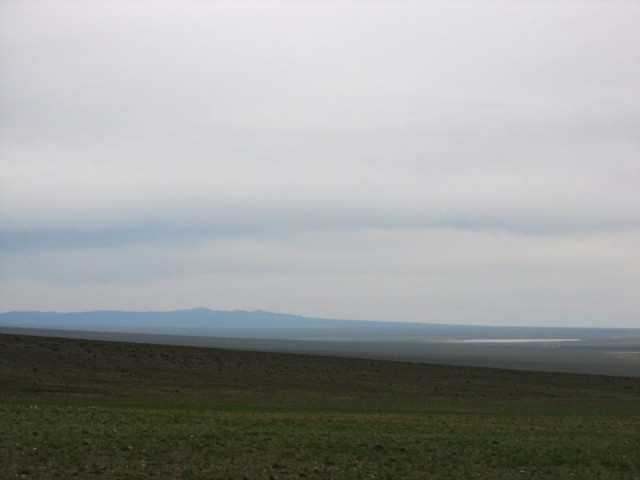 Простые линии монгольского пейзажа
