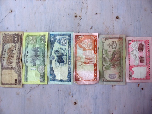 Деньги Непала