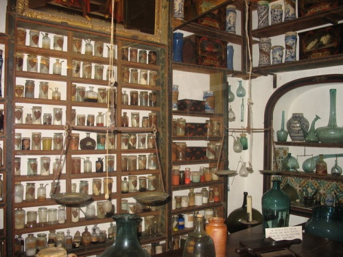 Старинная аптека