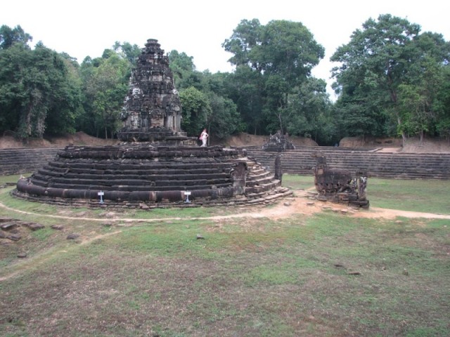 Neak Pean