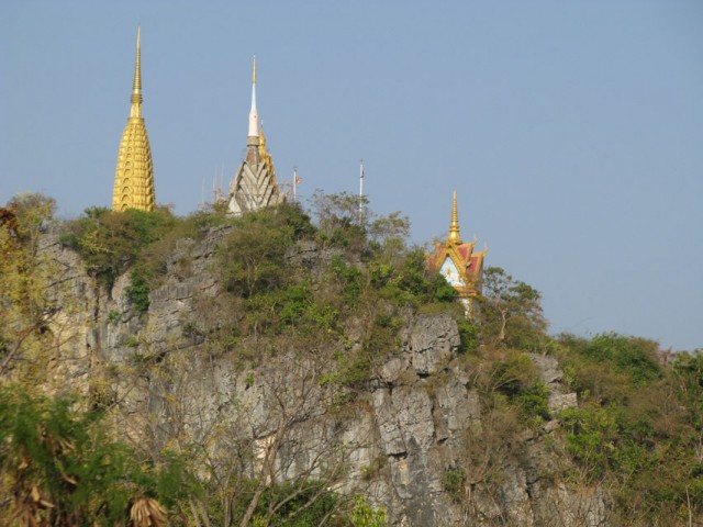 Пном Сампеу, Камбоджа