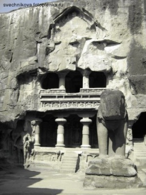 Эллора, врутри храма Кайлас Эллора, врутри храма Кайлас