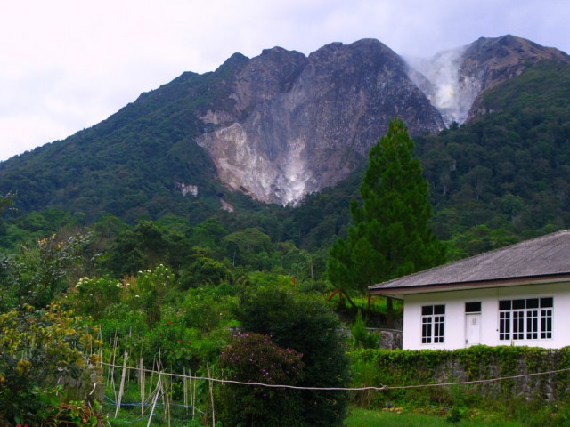 Вид на вулкан Сибаяк