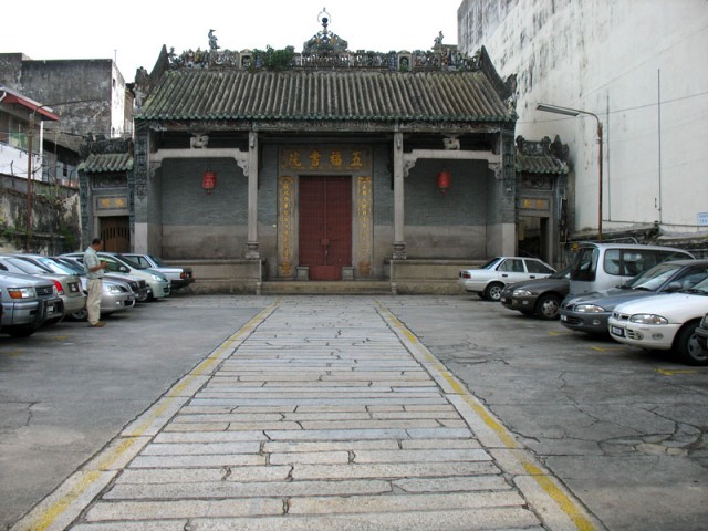 Пагода, одна из многих