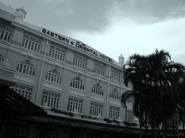 Знаменитый Eastern & Oriental Hotel, открытый армянами
