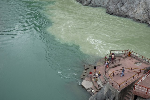 Ганга. Девпраяг Ганга. Девпраяг