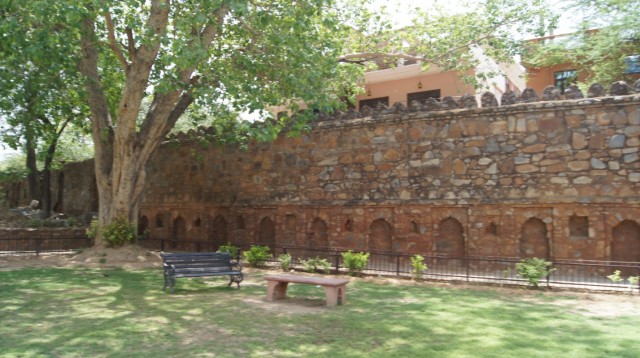 Гробница Фероз-Шаха Гробница Фероз-Шаха