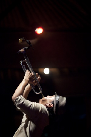 Rio Sidik's performance at Ryoshi House of Jazz. Bali. 2012