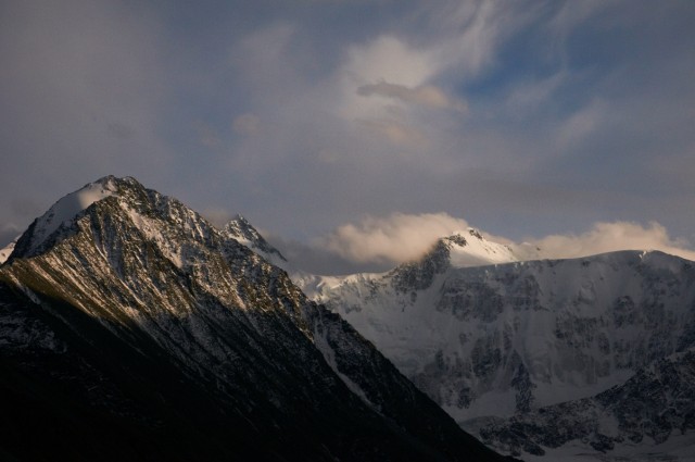 Белуха на закате Белуха на закате