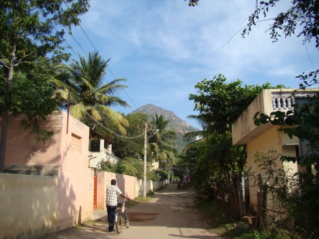 Вышла из геста и иду к Ней... Вышла из геста и иду к Ней...