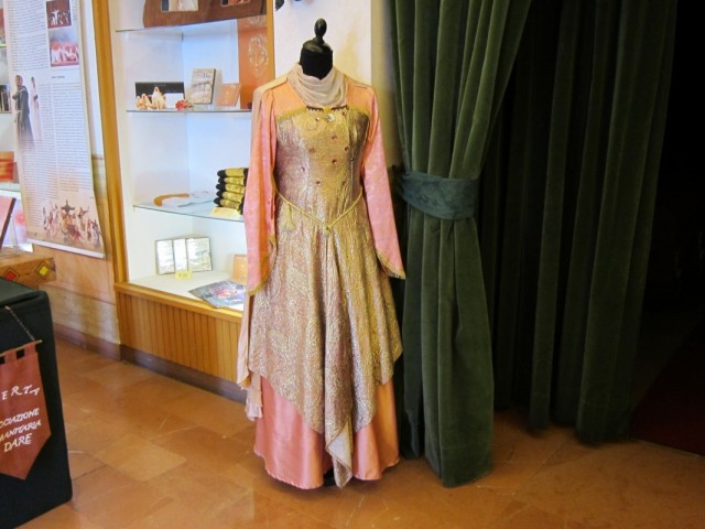 Средневековое платье