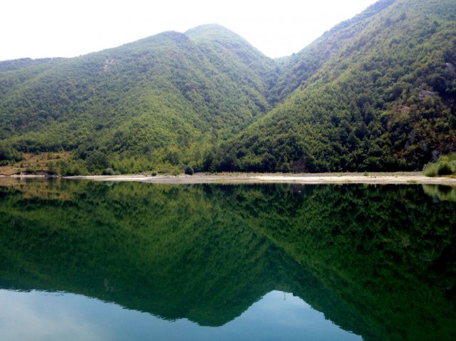 Komani Lake 15