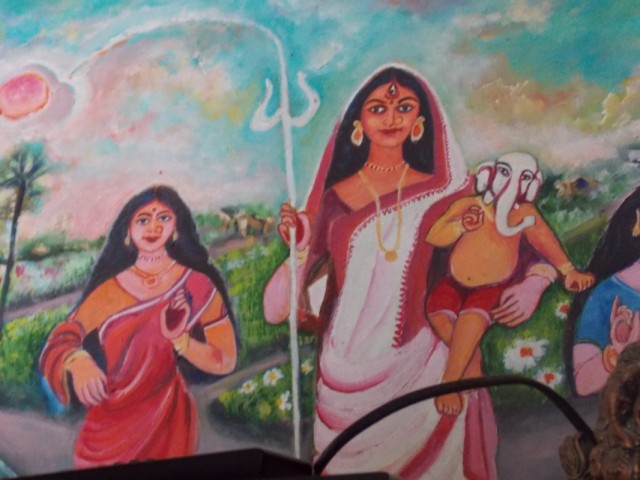 Богиня Дурга с Ганешей на руках