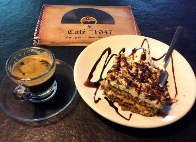 Old Manali. Cafe 1947