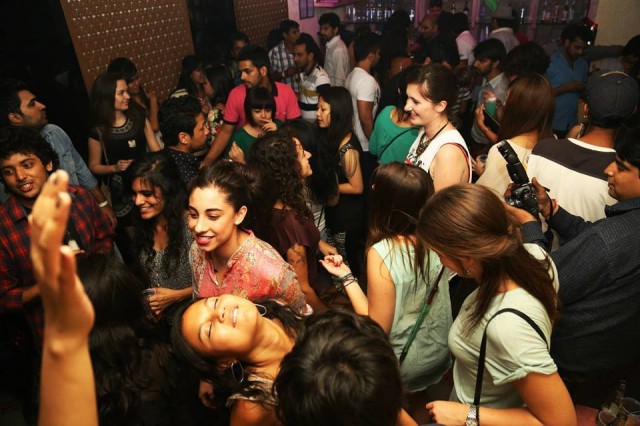 Pink room=small room