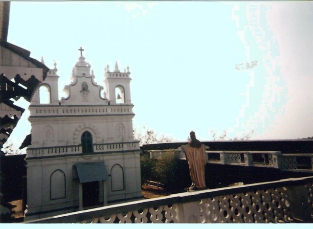 Церковь и отель внутри Крепости Церковь и отель внутри Крепости