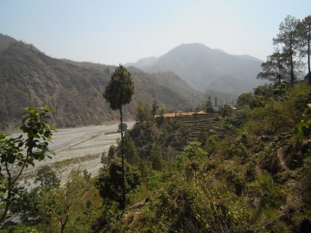 Поросшие лесом горы Поросшие лесом горы