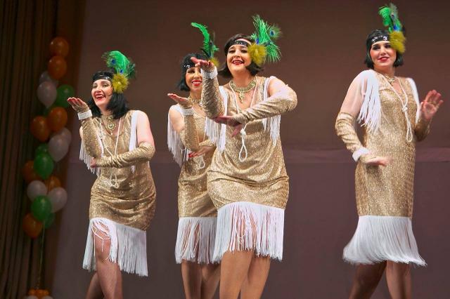 Girls Like to Swing!  , !