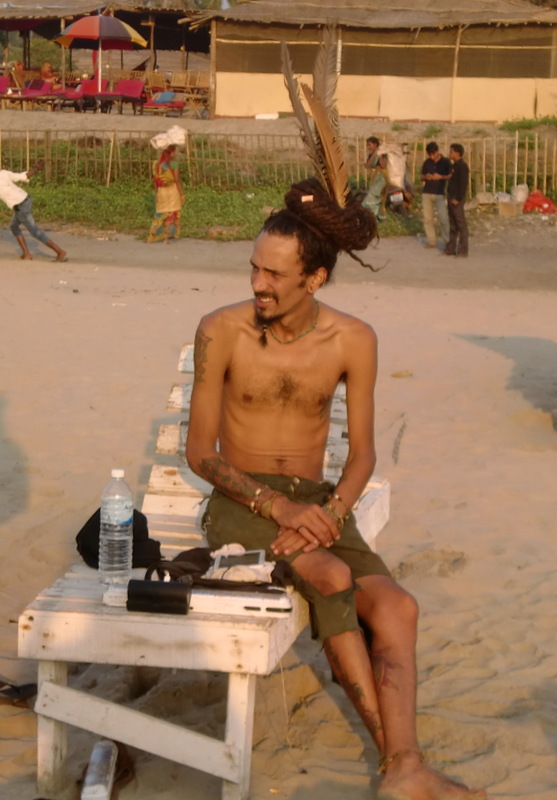 Еще бы три пера) Еще бы три пера)