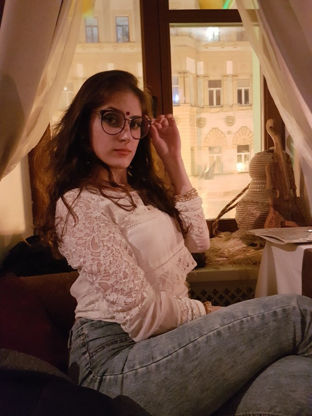 looking smart (I hope:) in Tajj Mahal restaurant