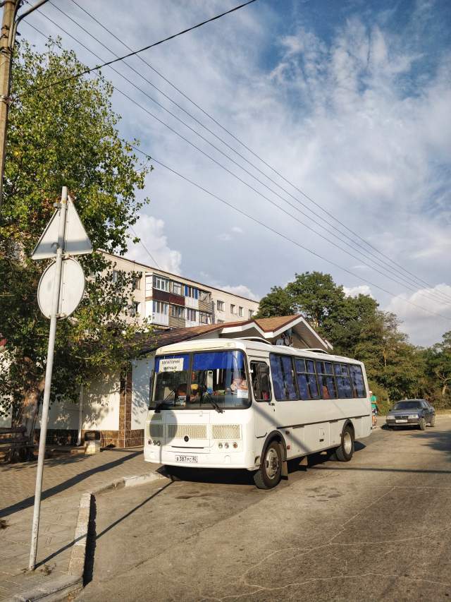 Автобус Мирный - Евпатория Автобус Мирный - Евпатория