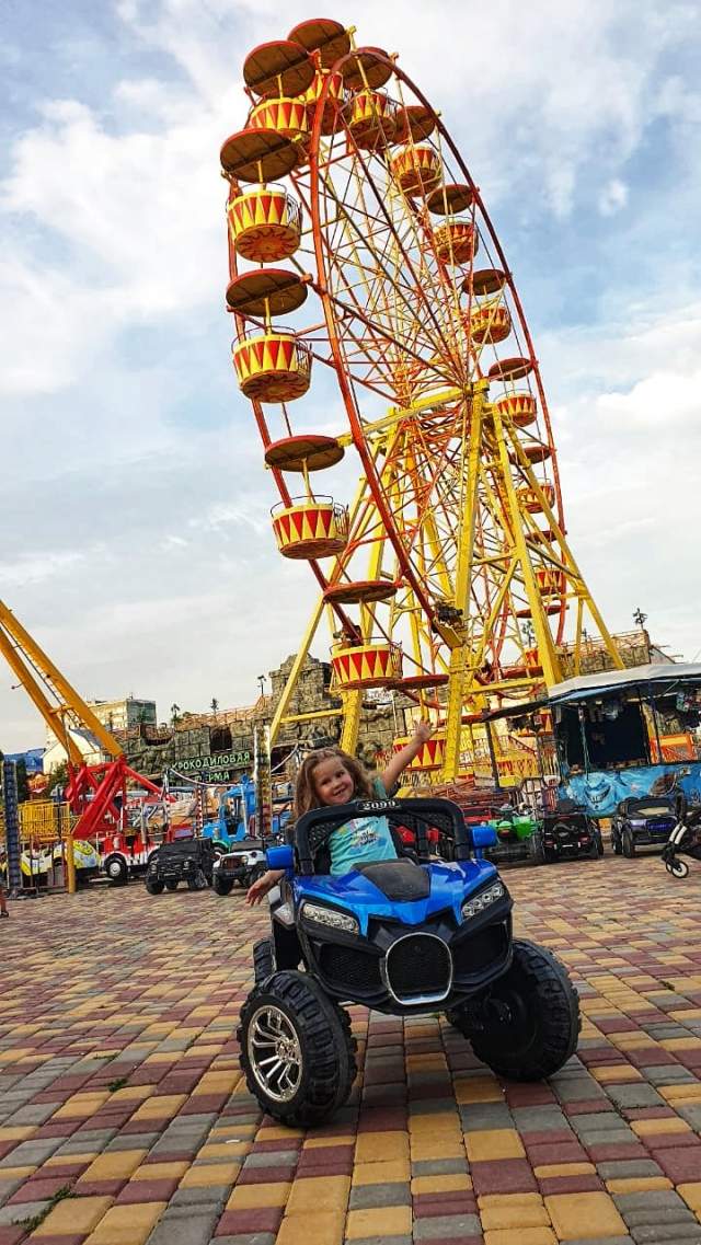 Парк аттракционов Парк аттракционов