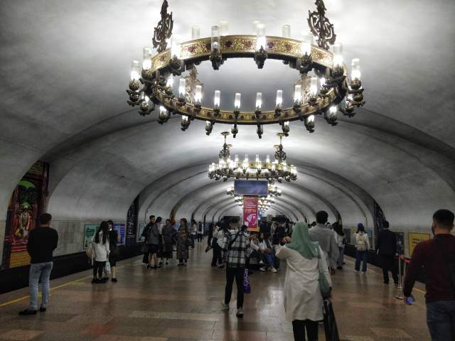 Метро Метро