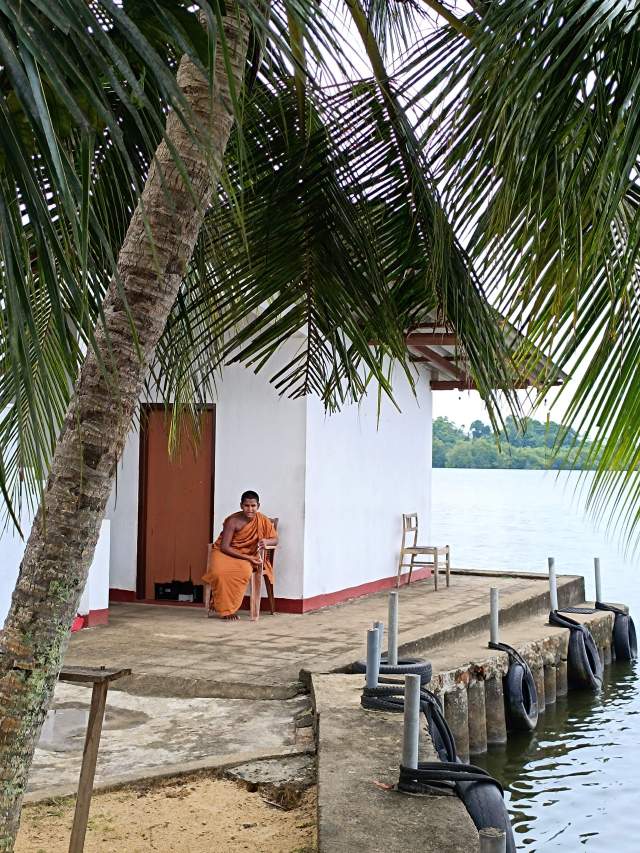 Kothduwa Raja Maha Viharaya temple