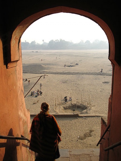 Сухая река в Гайе. Сухая река в Гайе.