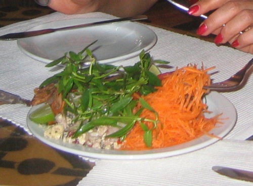 Отель Mount Lavinia. Рыбный ресторан.Салатик. Отель Mount Lavinia. Рыбный ресторан.Салатик.