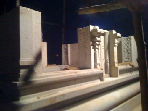 Стройка храма Деви в Карнатаке Стройка храма Деви в Карнатаке