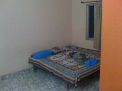 Номер в гостинице для дальнобойщиков. Номер в гостинице для дальнобойщиков.