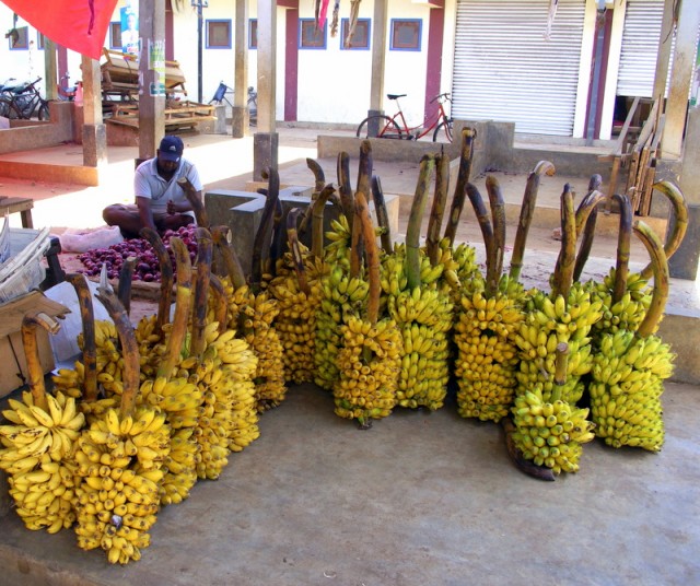 Местный рынок бананов