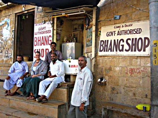 Бханг-шоп в Джайсалмере Бханг-шоп в Джайсалмере