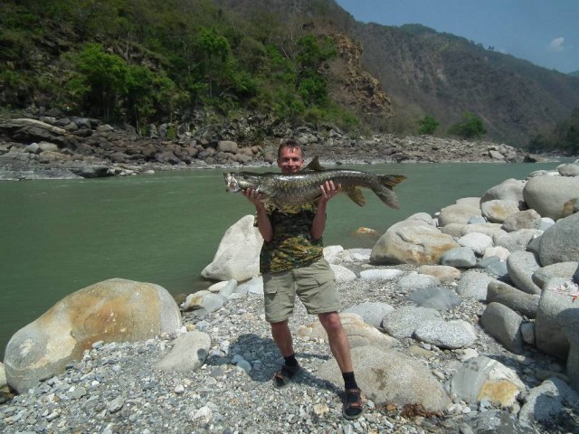 Не в тему, конечно... Потому что не по земле, а по воде. Не в тему, конечно... Потому что не по земле, а по воде.