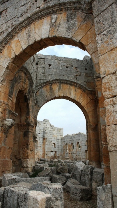 руины храма