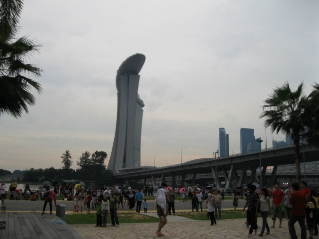 Толпы народа у Сингапур Флайер Толпы народа у Сингапур Флайер