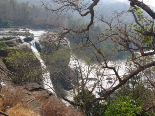 athirapally waterfalls