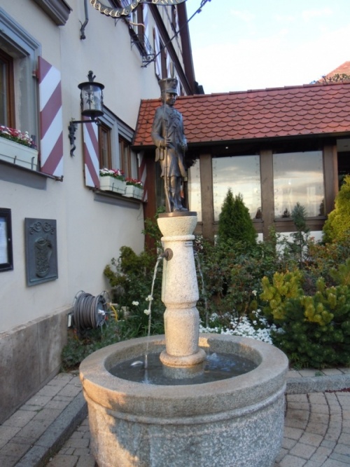 писающий солдатик писающий солдатик