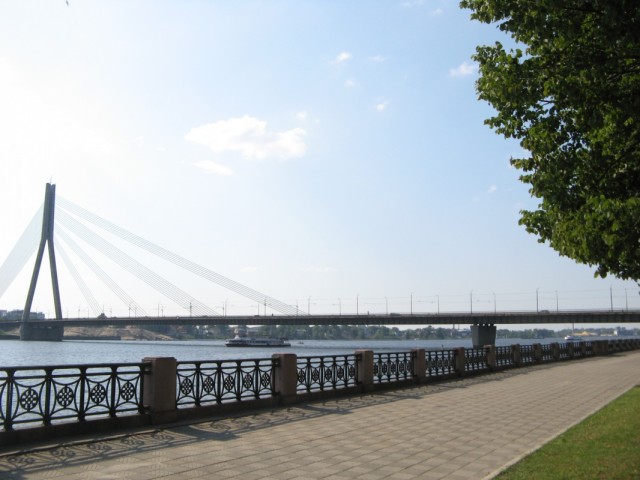 Мост через Даугаву Мост через Даугаву