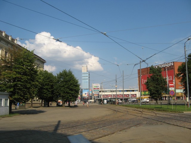 Еле успел к автобусу в результате. Еле успел к автобусу в результате.