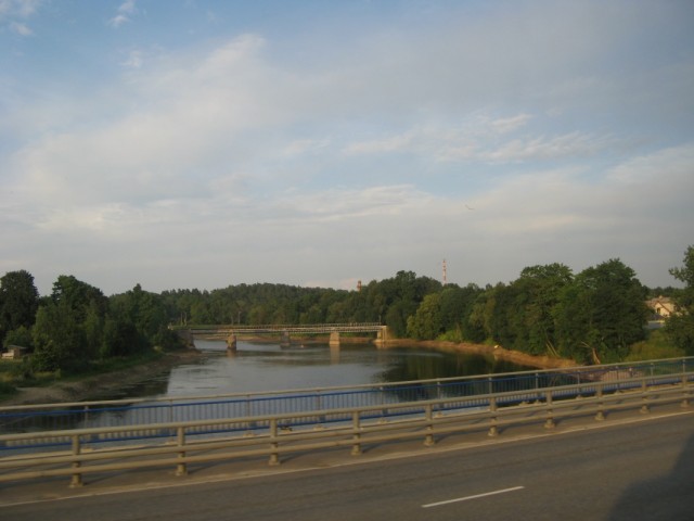 Мост и река Мост и река