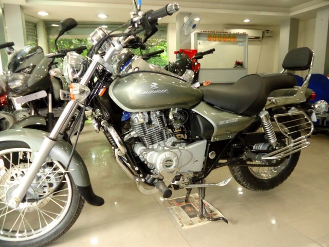 Avenger Bajaj