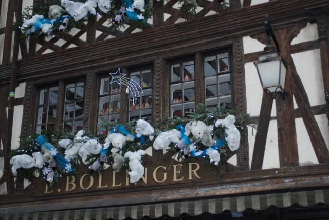 праздник стучится в окна :) праздник стучится в окна :)