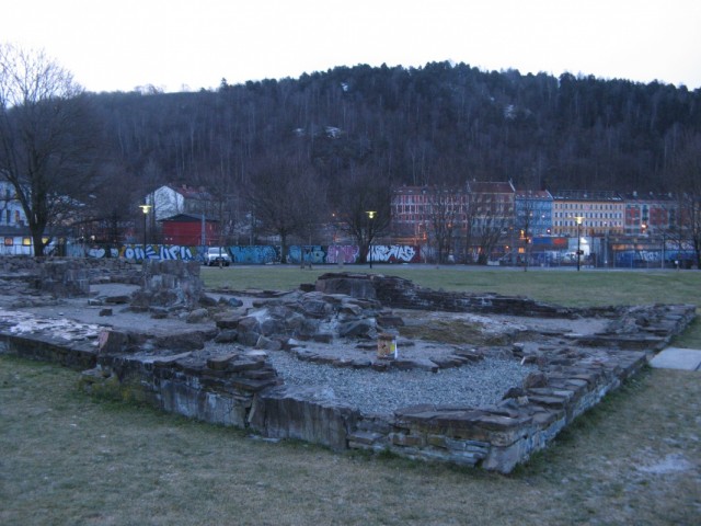  Clemenskirken.     Ekeberg.     -.   -    ...