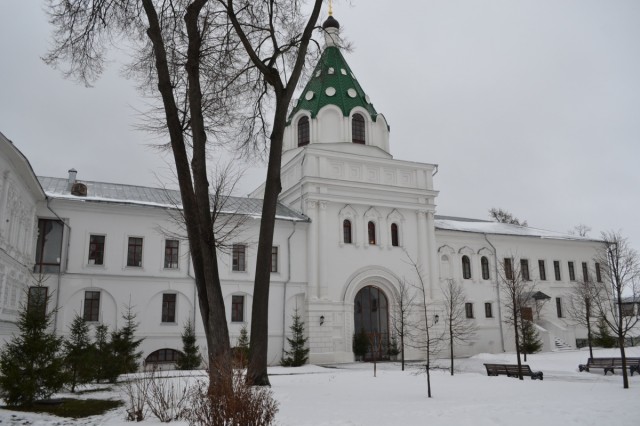 древний Ипатьевский монастырь - "колыбель династии Романовых" древний Ипатьевский монастырь - "колыбель династии Романовых"