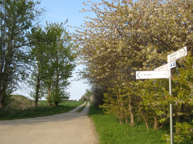   400   .   - 0.4 ,   - 5.4 ,   (   ) - 3.2 .  !