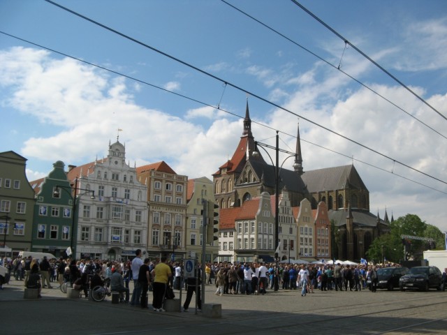     (Neuer Markt, " ") - !)))