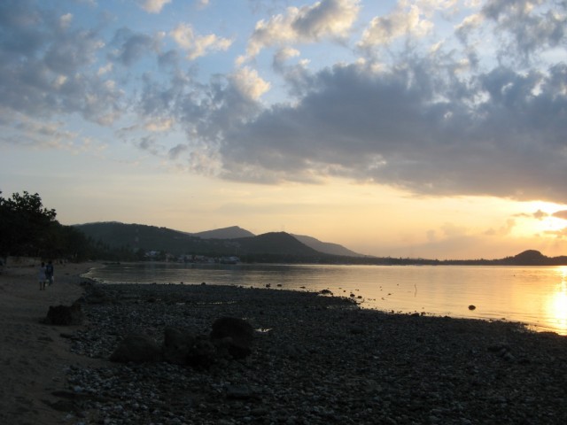 Закат над бухтой Бо Пхут