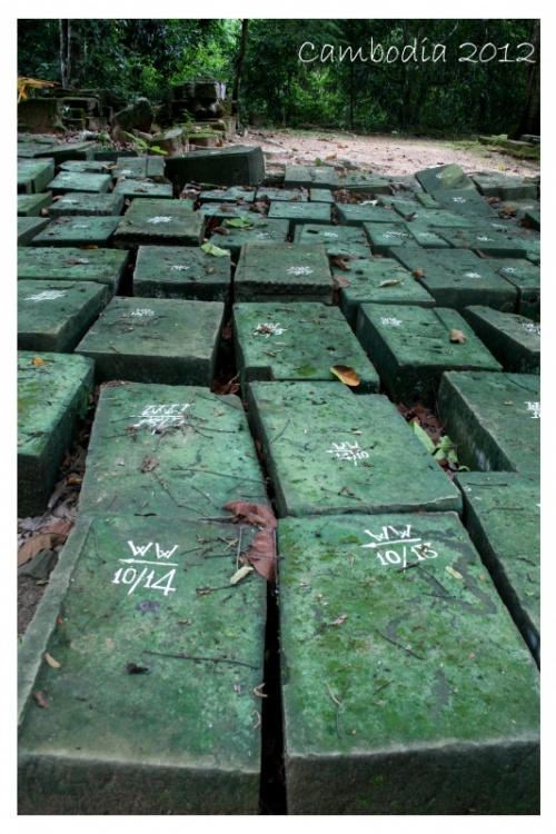 камни для стен Изумрудного города камни для стен Изумрудного города